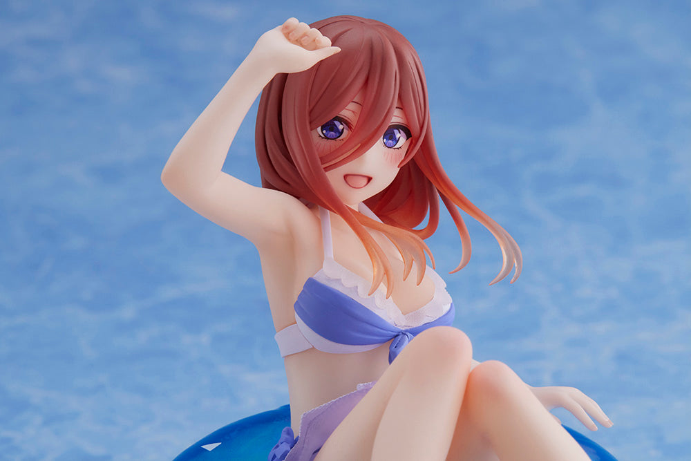 (EN CAMINO) The Quintessential Quintuplets Aqua Float Girls Miku Nakano Figure
