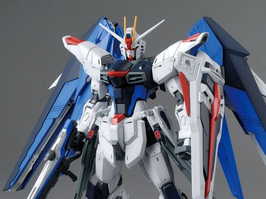 Mobile Suit Gundam SEED MG Freedom Gundam 2.0 1/100 Scale Model Kit