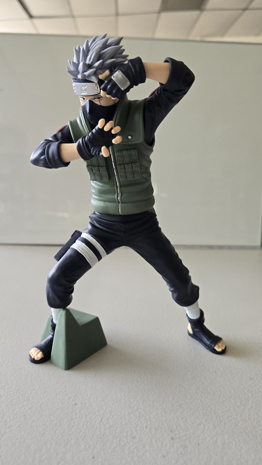 Naruto: Shippuden Grandista Kakashi Hatake (SIN CAJA)