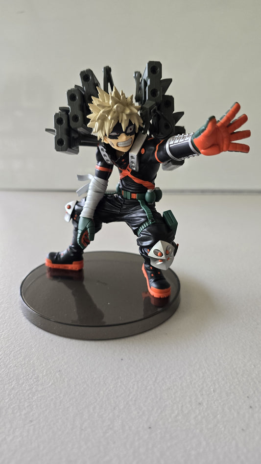 My Hero Academia The Amazing Heroes Plus Katsuki Bakugo II (sin caja)