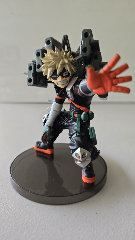 My Hero Academia The Amazing Heroes Plus Katsuki Bakugo II (sin caja)
