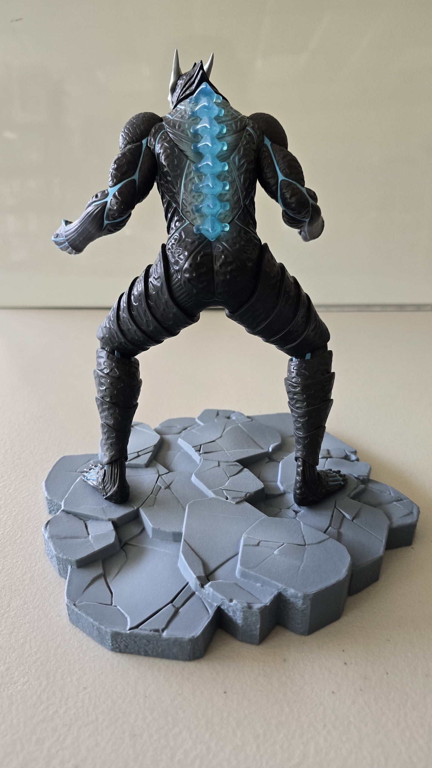 Figura Kaiju Nº8 Escala 1/7 "Roar" ~GiGO Limited~ (SIN CAJA)