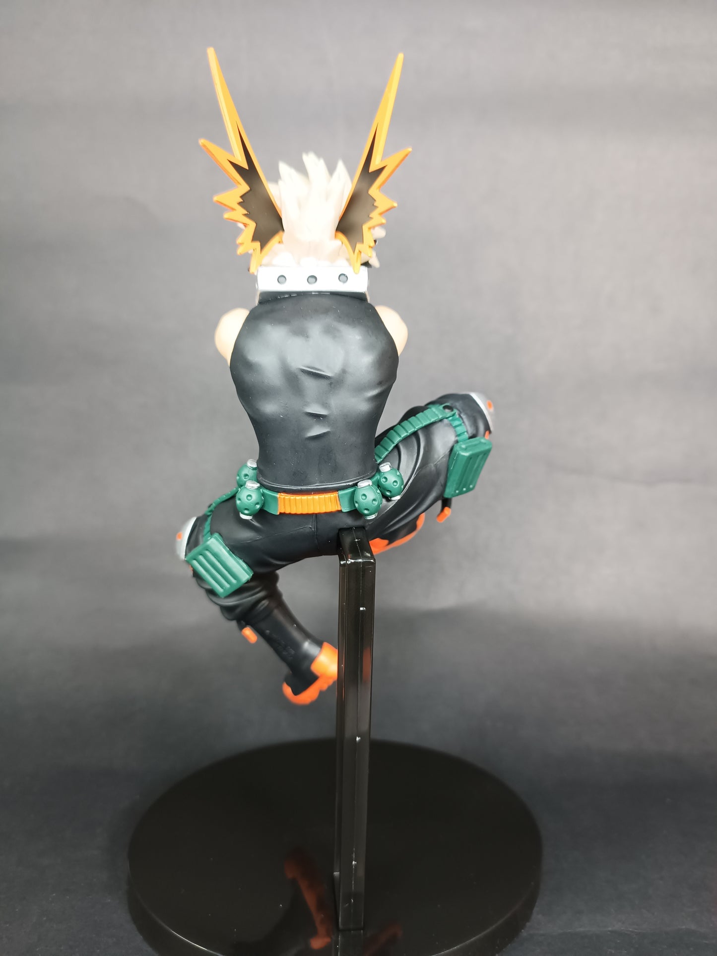 My Hero Academia The Amazing Heroes Vol.30 Katsuki Bakugo (sin caja)