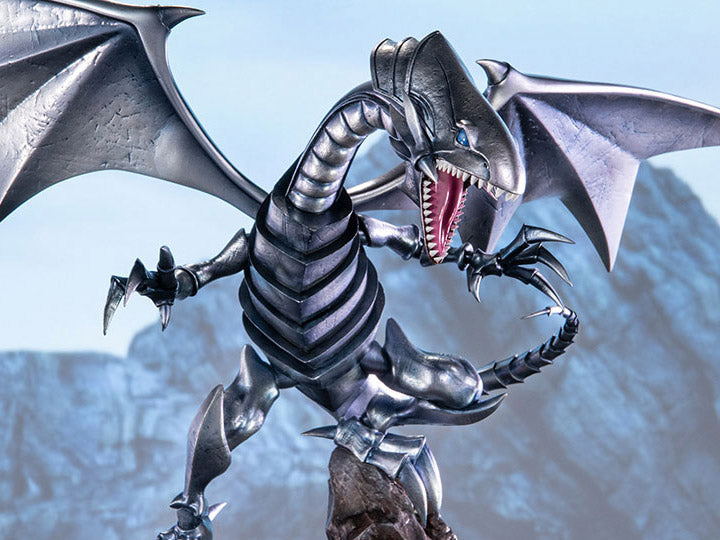 Yu-Gi-Oh! Blue-Eyes White Dragon (Silver Variant) Statue