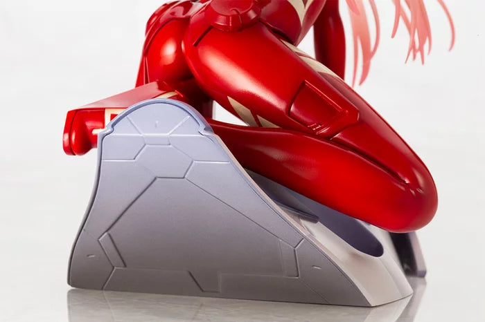 *PRE ORDEN* Darling in the Franxx Zero Two 1/7 Scale Figure