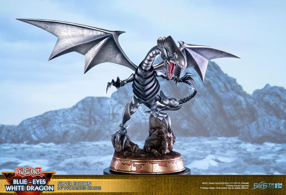 Yu-Gi-Oh! Blue-Eyes White Dragon (Silver Variant) Statue