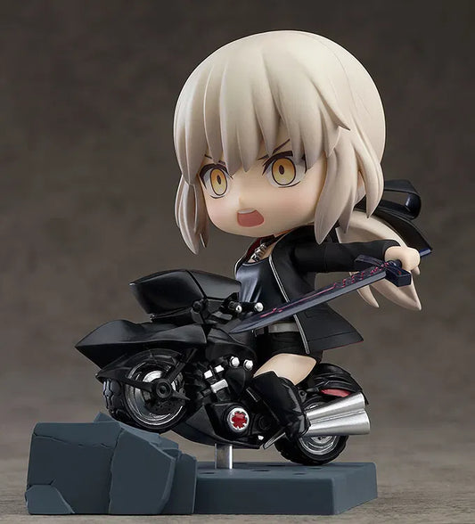 Nendoroid No. 1142-DX Fate/Grand Order: Saber/Altria Pendragon (Alter) Shinjuku Ver. & Cuirassier Noir