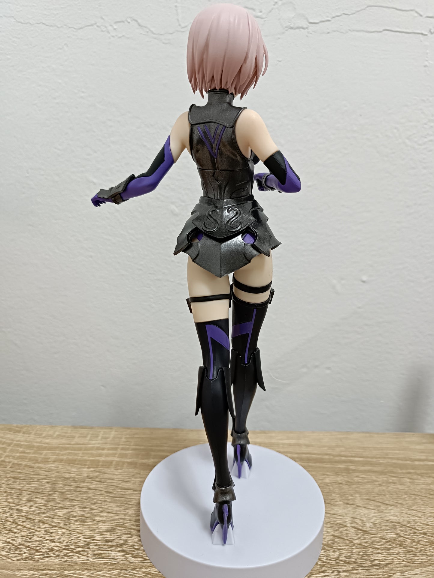 Fate/Grand Order Divine Realm of the Round Table Camelot EXQ Figure: Mash Kyrielight (Sin Caja)
