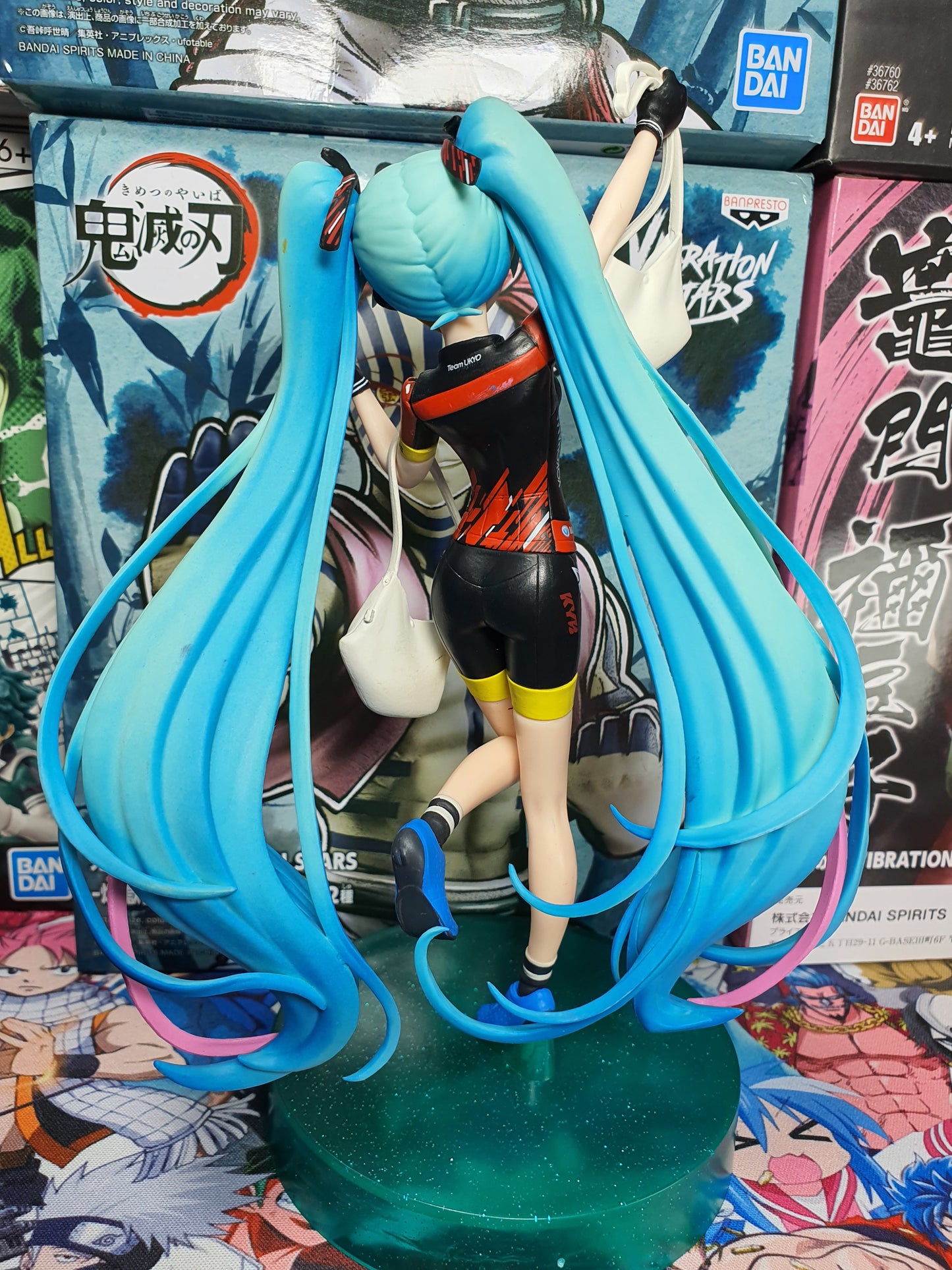 Hatsune Miku Racing - Racing Miku 2019 Team UKYO - Banpresto (Sin Caja)