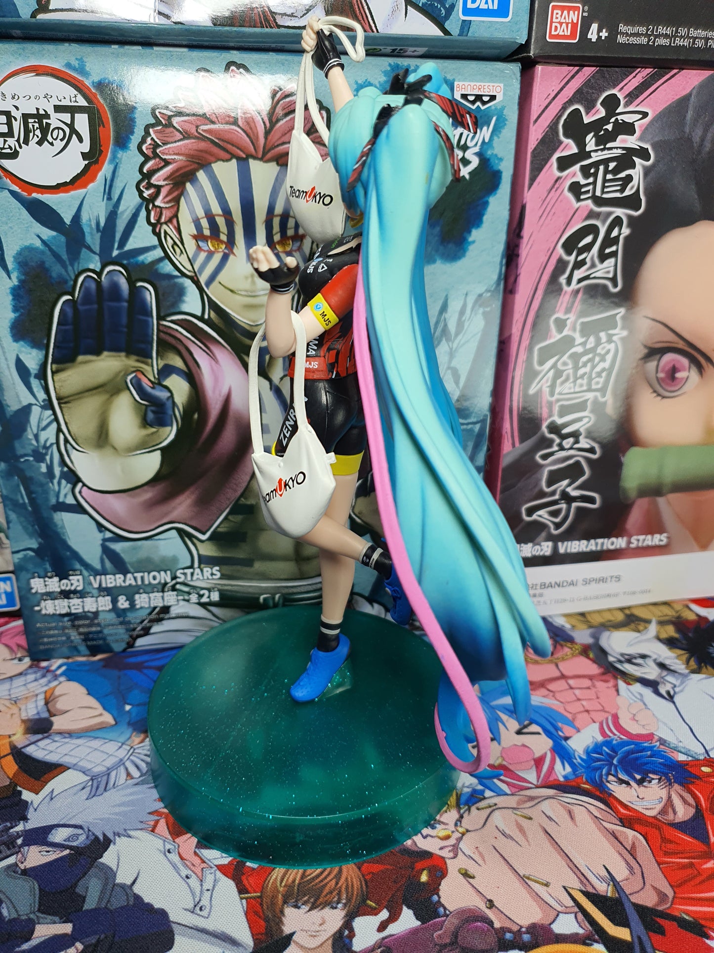 Hatsune Miku Racing - Racing Miku 2019 Team UKYO - Banpresto (Sin Caja)