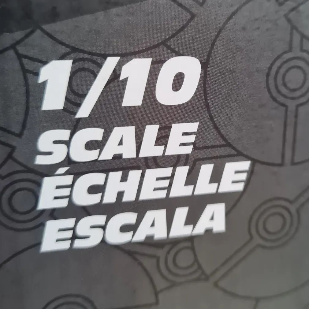 Pikachu Light FX escala 1/10