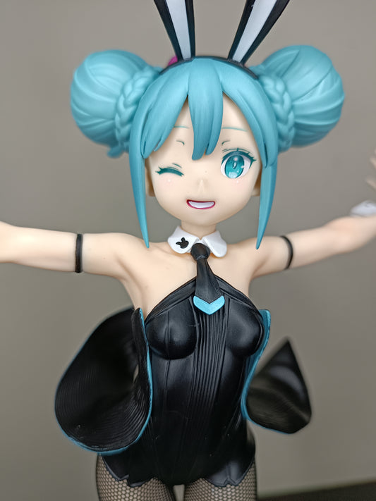 Vocaloid BiCute Bunnies Hatsune Miku (Wink Ver.) Figure (Sin Caja)