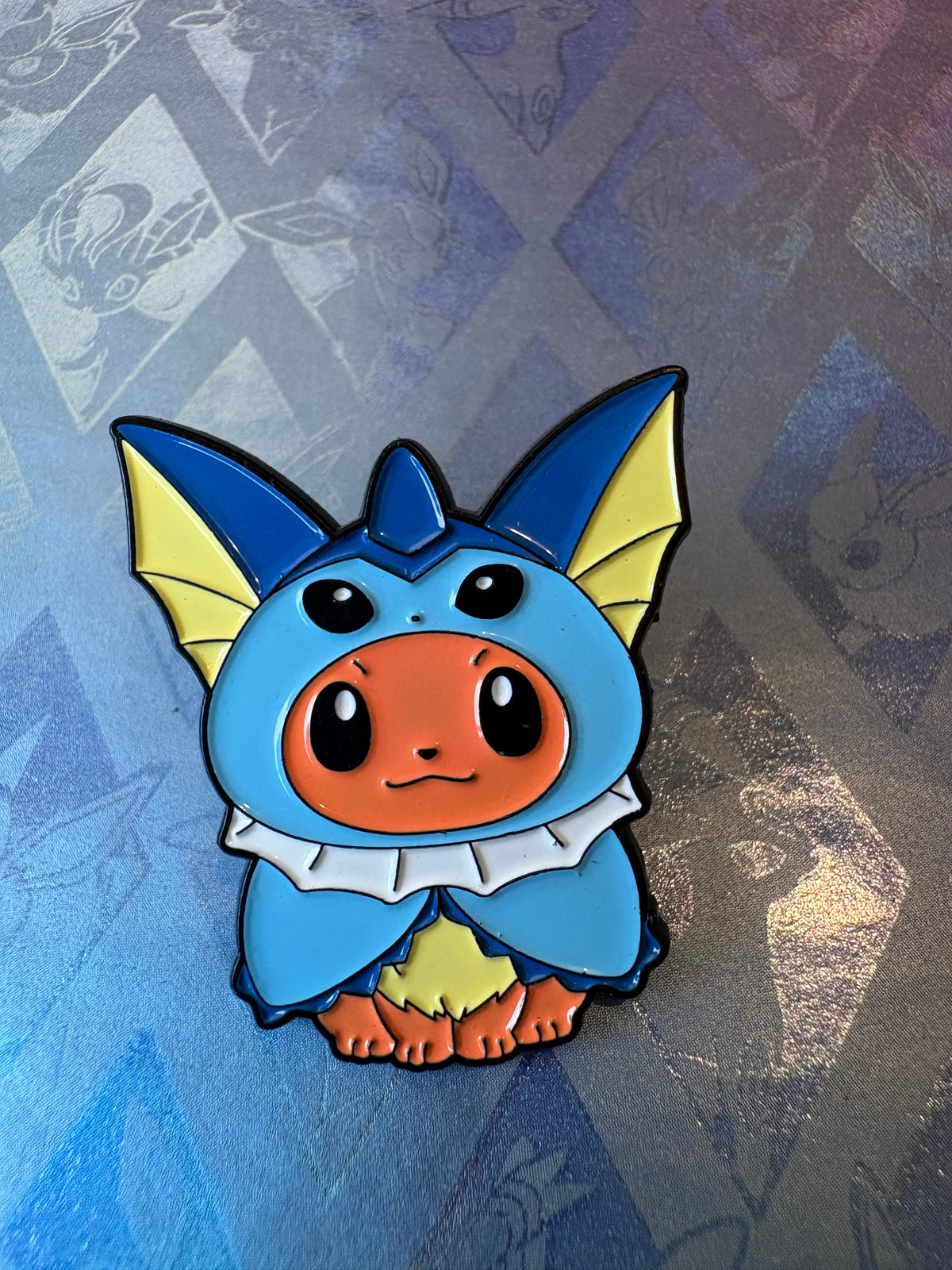Pin metálico Eevee Vaporeon