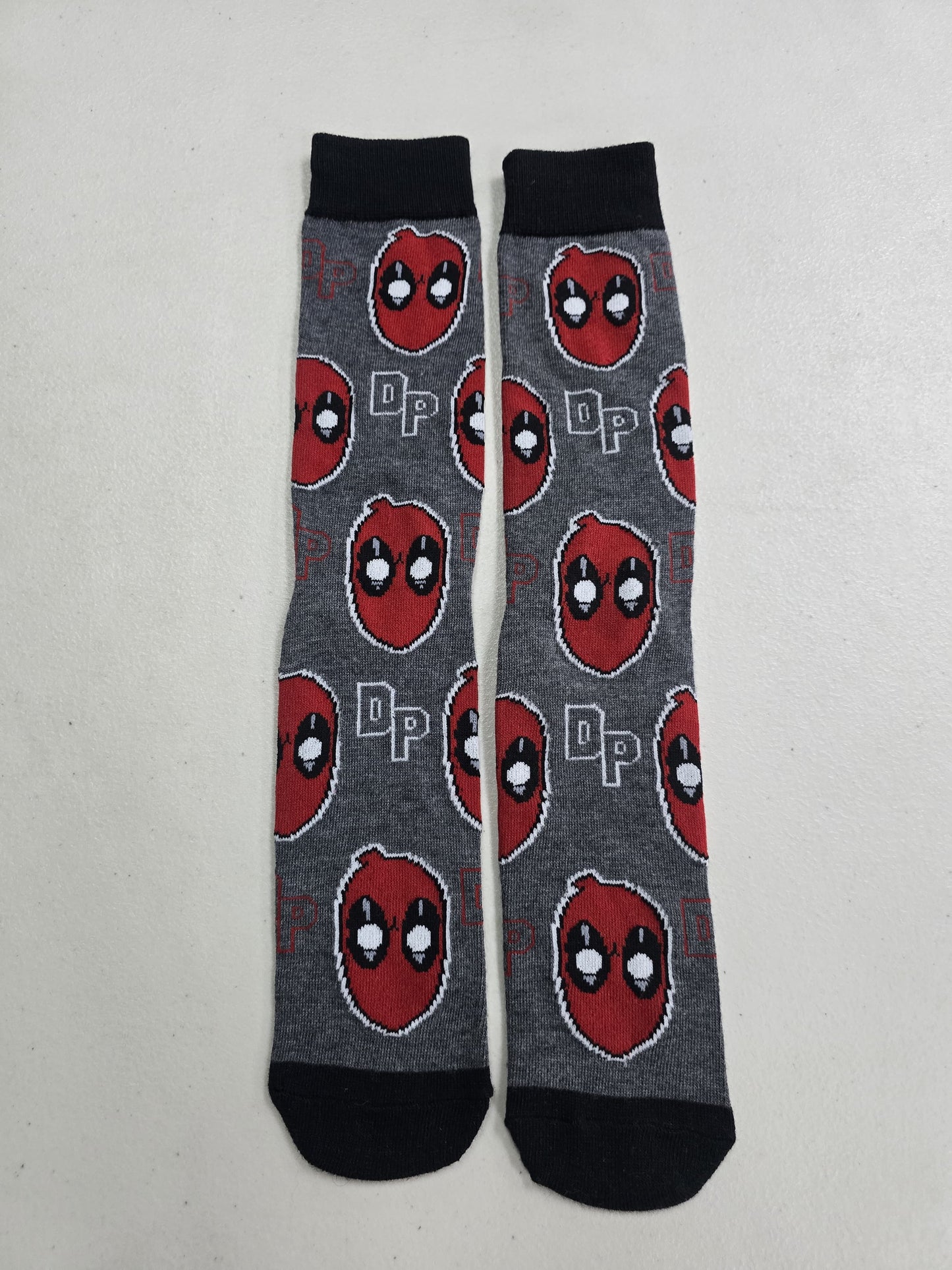 Calcetines Deadpool Grises