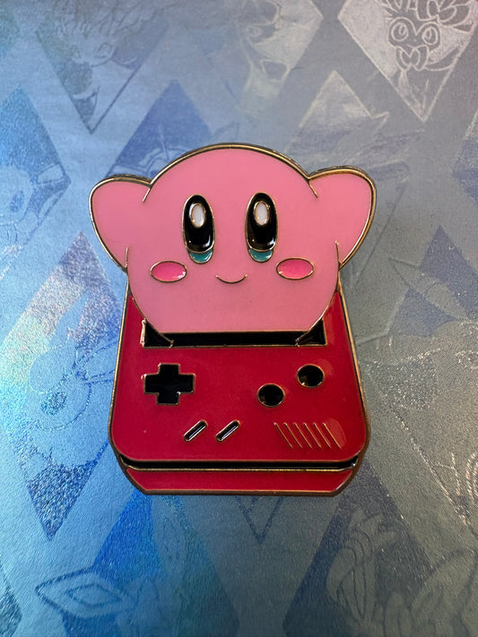 Pin metálico Kirby