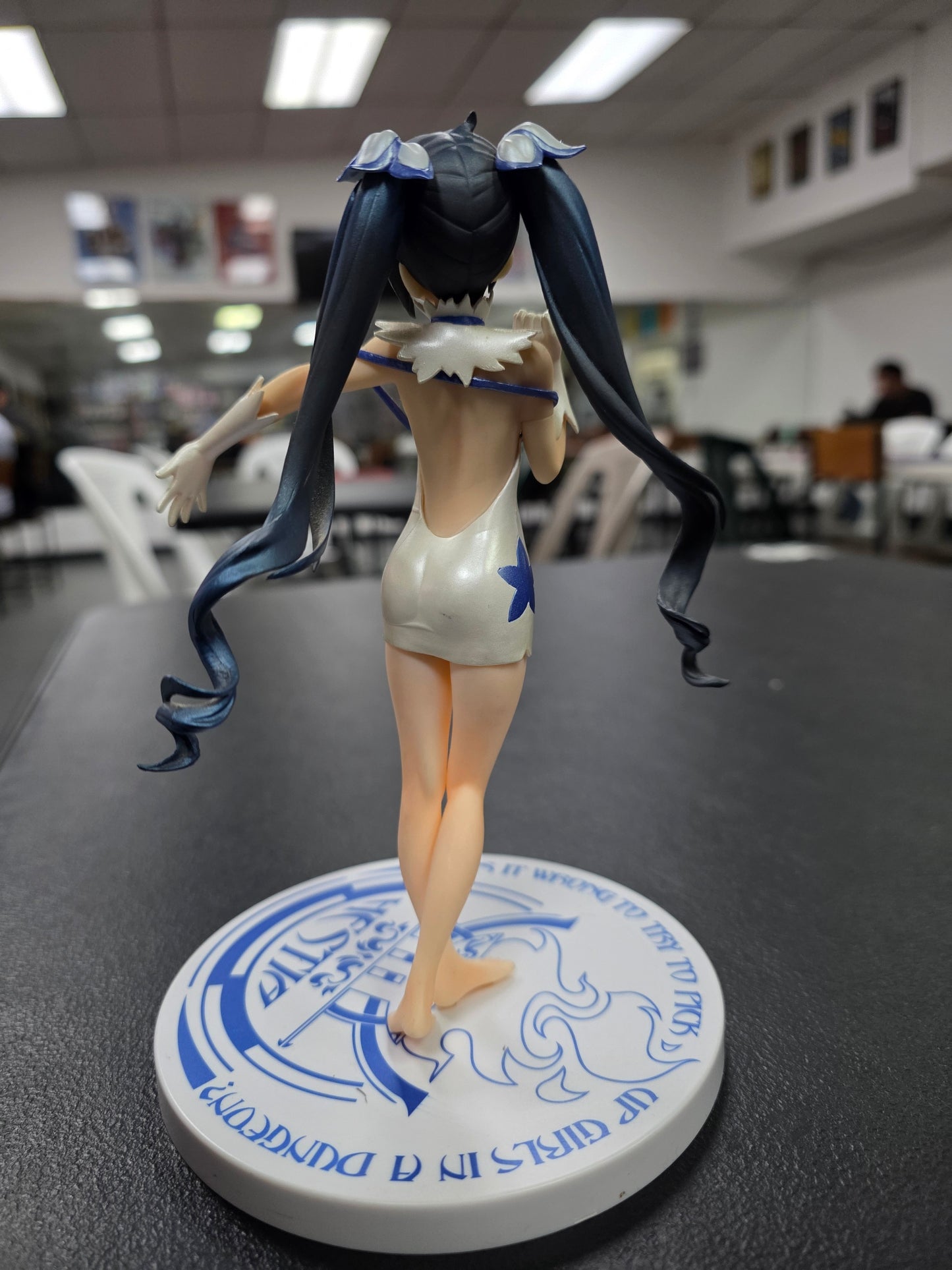 Figura Hestia Danmachi Furyu (Sin caja)