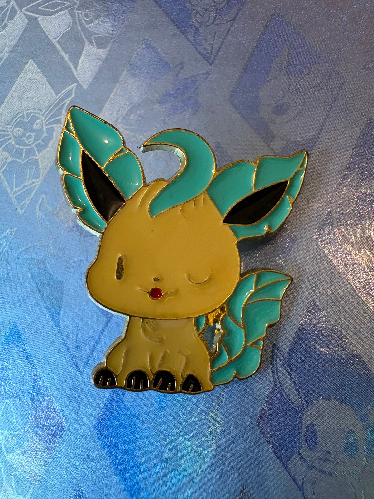 Pin metálico Chibi Leafeon