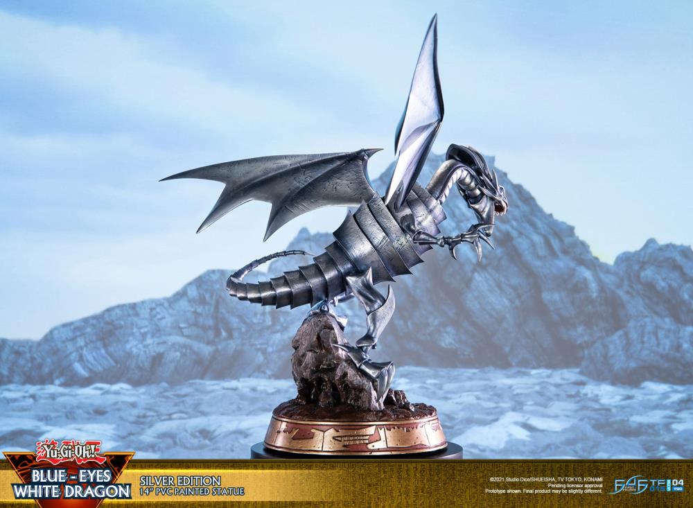 Yu-Gi-Oh! Blue-Eyes White Dragon (Silver Variant) Statue