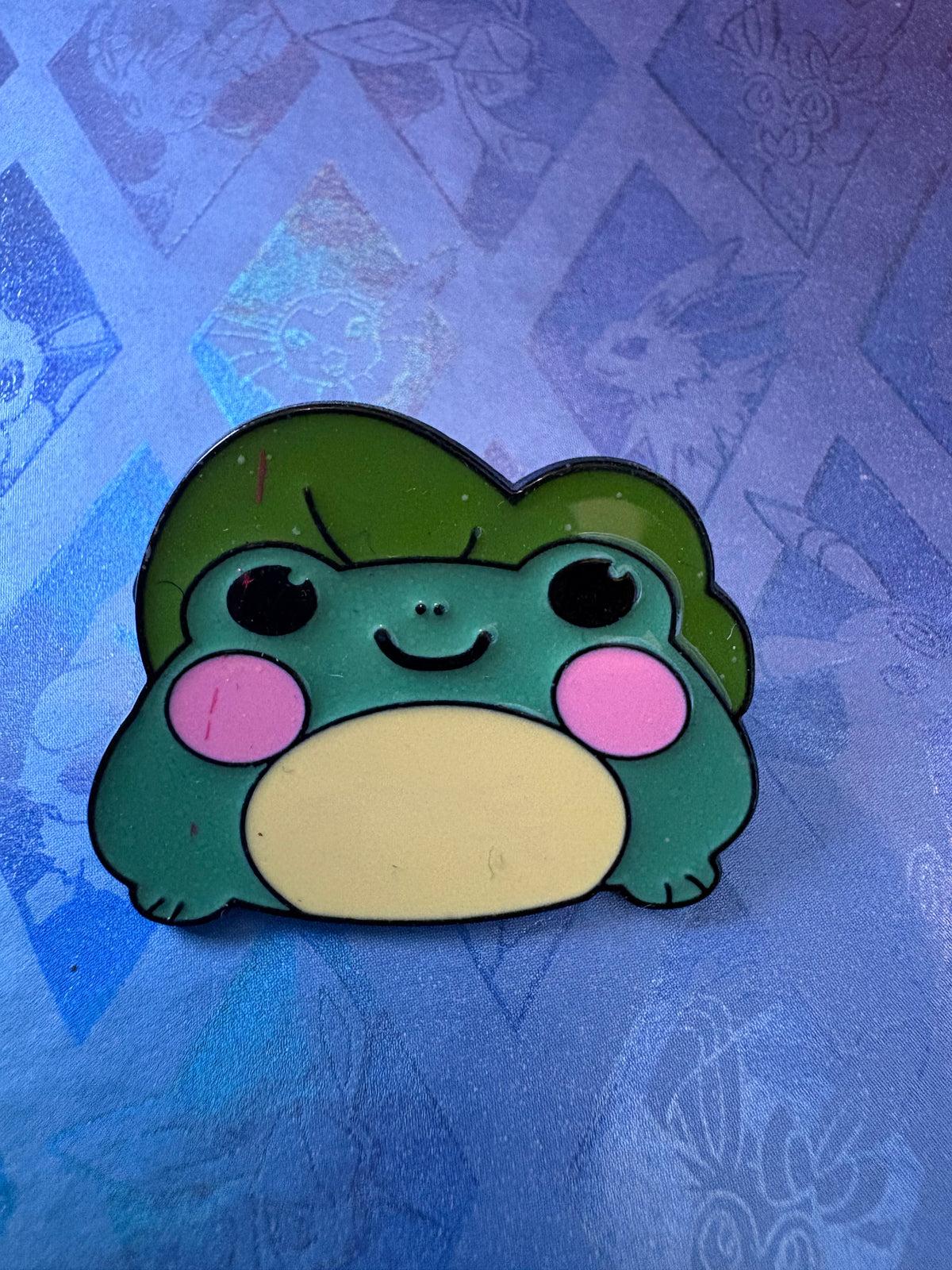 Pin metálico rana
