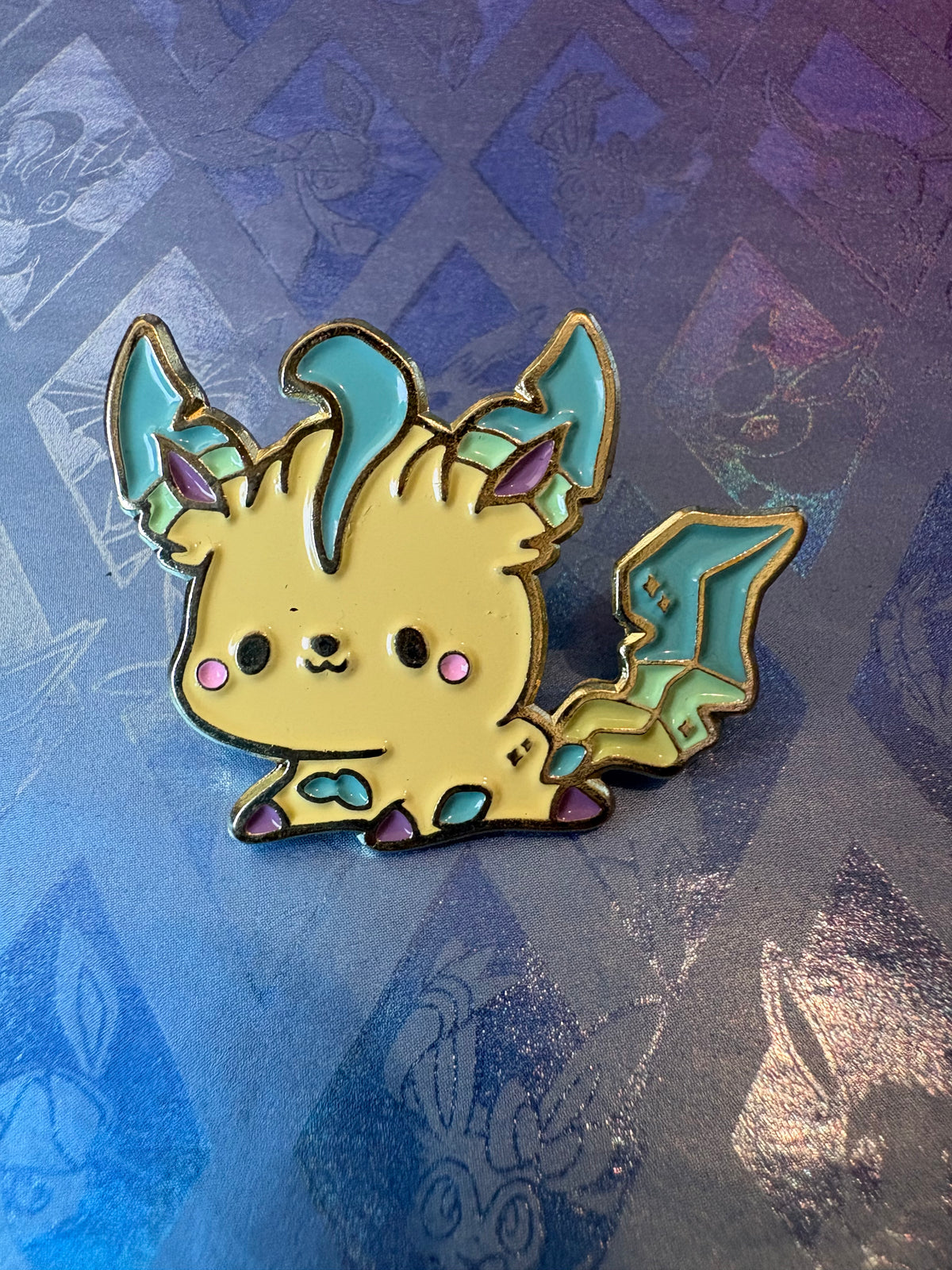 Pin metálico Chibi Leafeon