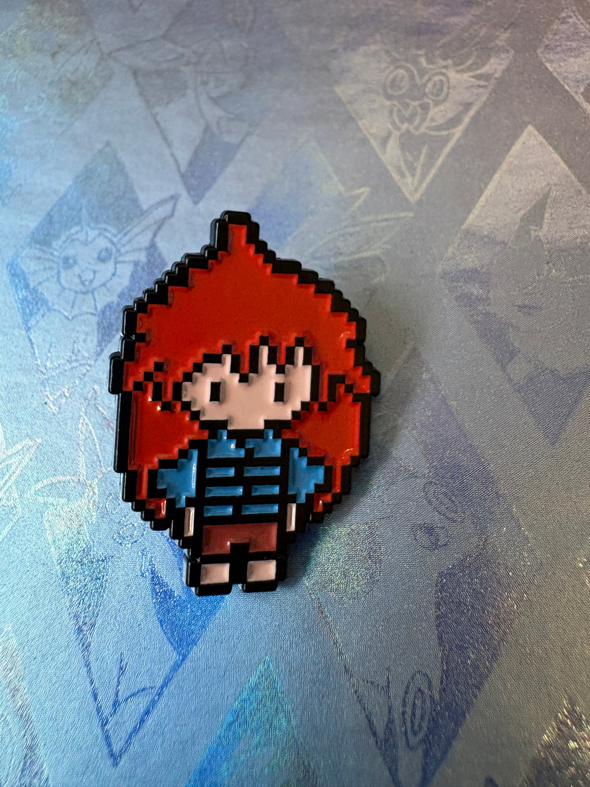 Pin metálico Celeste