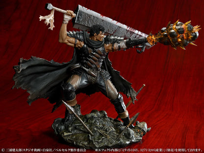 Berserk Guts (Black Swordsman Version) 1/7 Statue