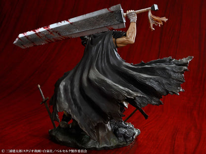 Berserk Guts (Black Swordsman Version) 1/7 Statue
