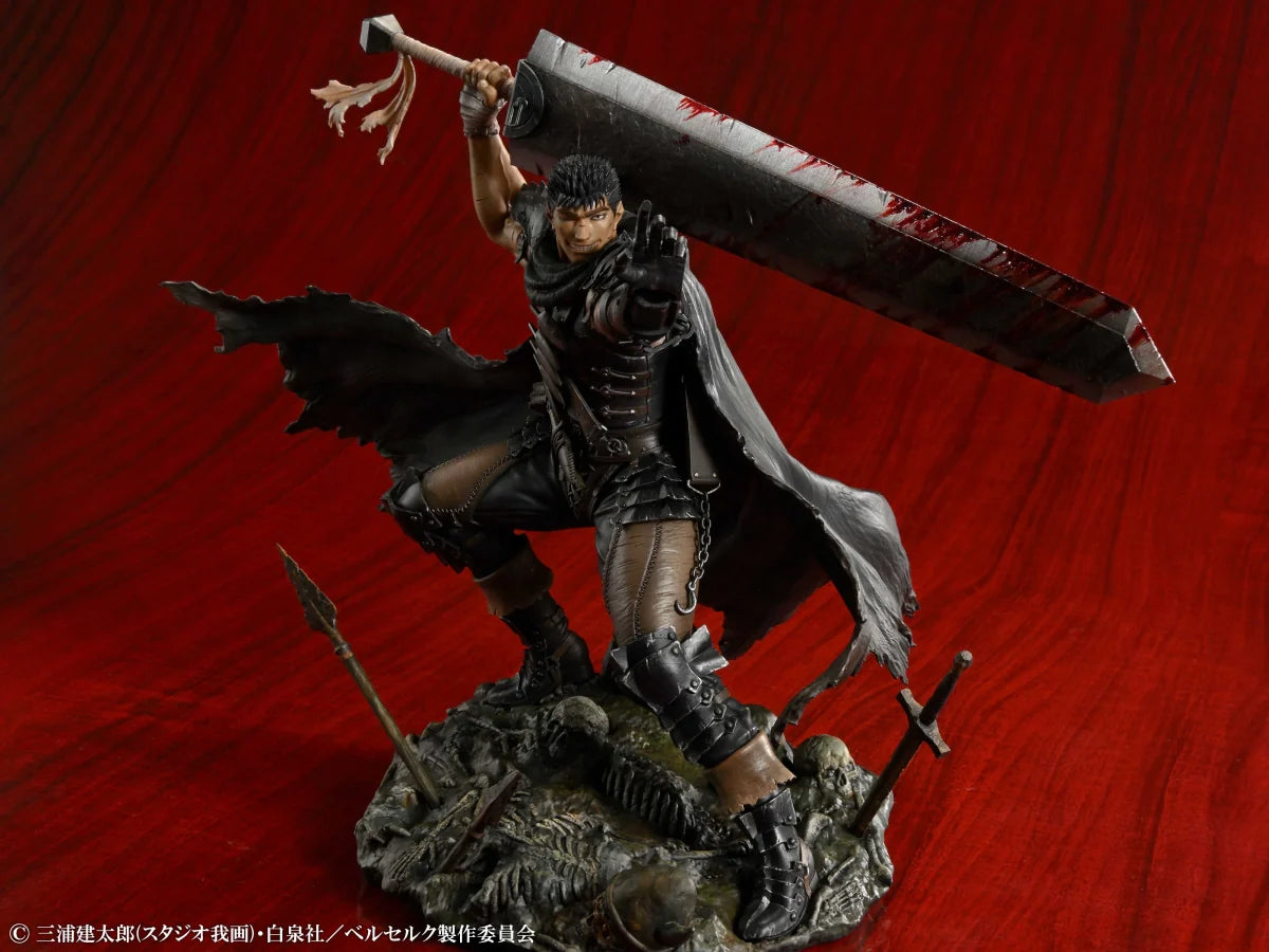 Berserk Guts (Black Swordsman Version) 1/7 Statue