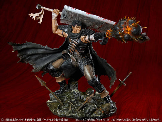 Berserk Guts (Black Swordsman Version) 1/7 Statue