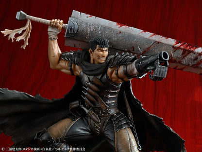 Berserk Guts (Black Swordsman Version) 1/7 Statue
