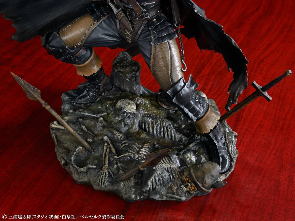 Berserk Guts (Black Swordsman Version) 1/7 Statue
