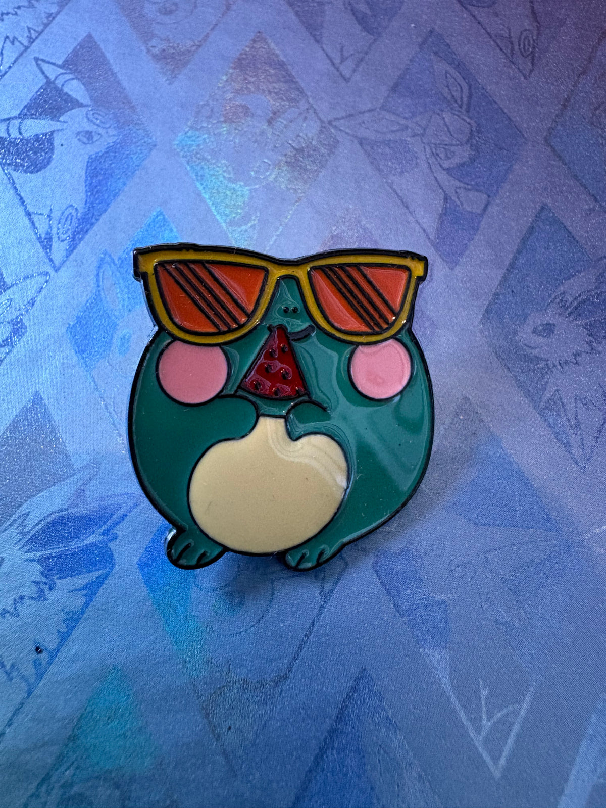 Pin metálico rana
