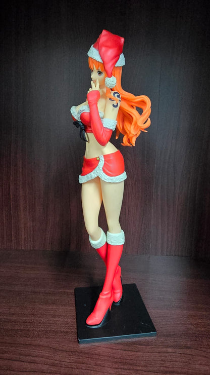 Banpresto One Piece Glitter & Glamours Nami Christmas style (Sin Caja)