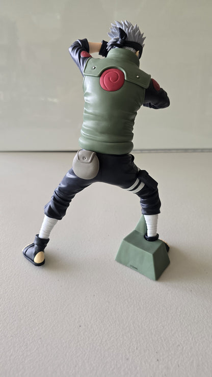 Naruto: Shippuden Grandista Kakashi Hatake (SIN CAJA)