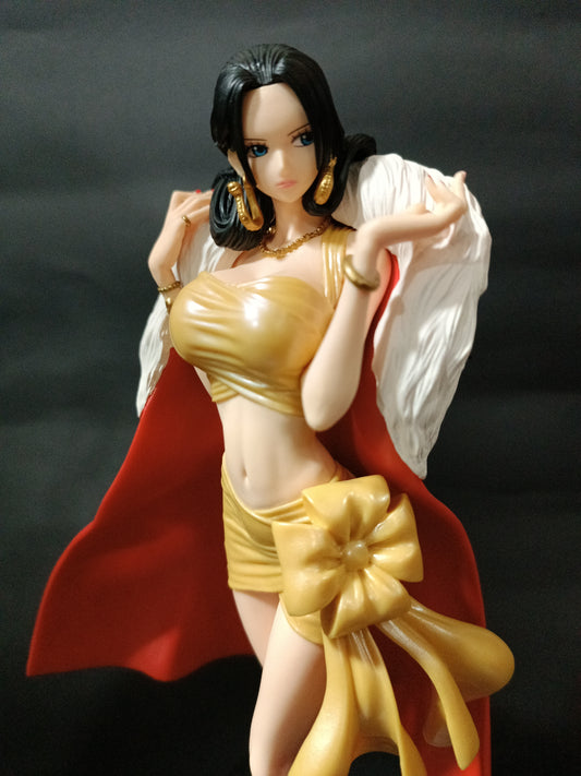 Banpresto Boa Hancock (Gold) Christmas Style Glitter & Glamours One Piece (Sin Caja)