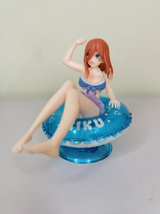 The Quintessential Quintuplets Aqua Float Girls Miku Nakano Figure (Sin Caja)