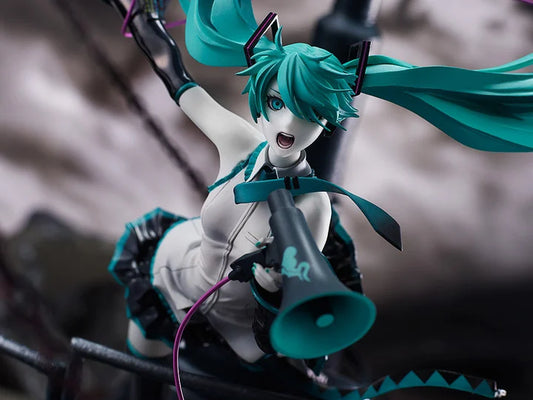 Vocaloid Hatsune Miku: Love is War (Refined Ver.) 1/8 Scale Figure & Good Smile Company 20th Anniversary Book Set