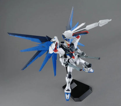 Mobile Suit Gundam SEED MG Freedom Gundam 2.0 1/100 Scale Model Kit