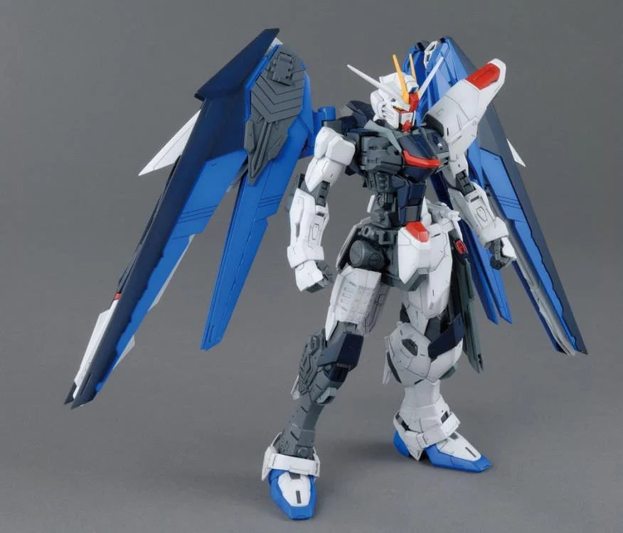 Mobile Suit Gundam SEED MG Freedom Gundam 2.0 1/100 Scale Model Kit