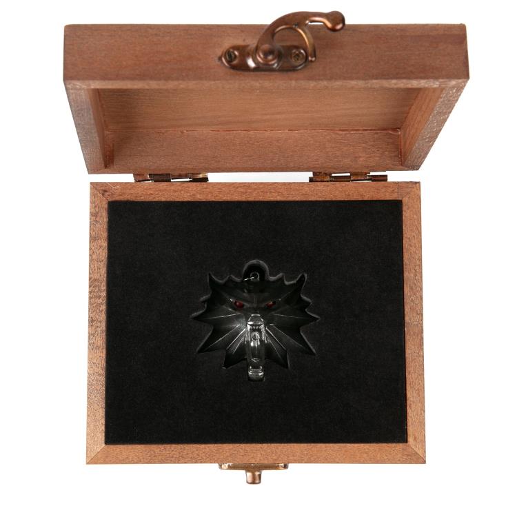 The Witcher 3: Wild Hunt Light-Up Medallion in Wooden Box