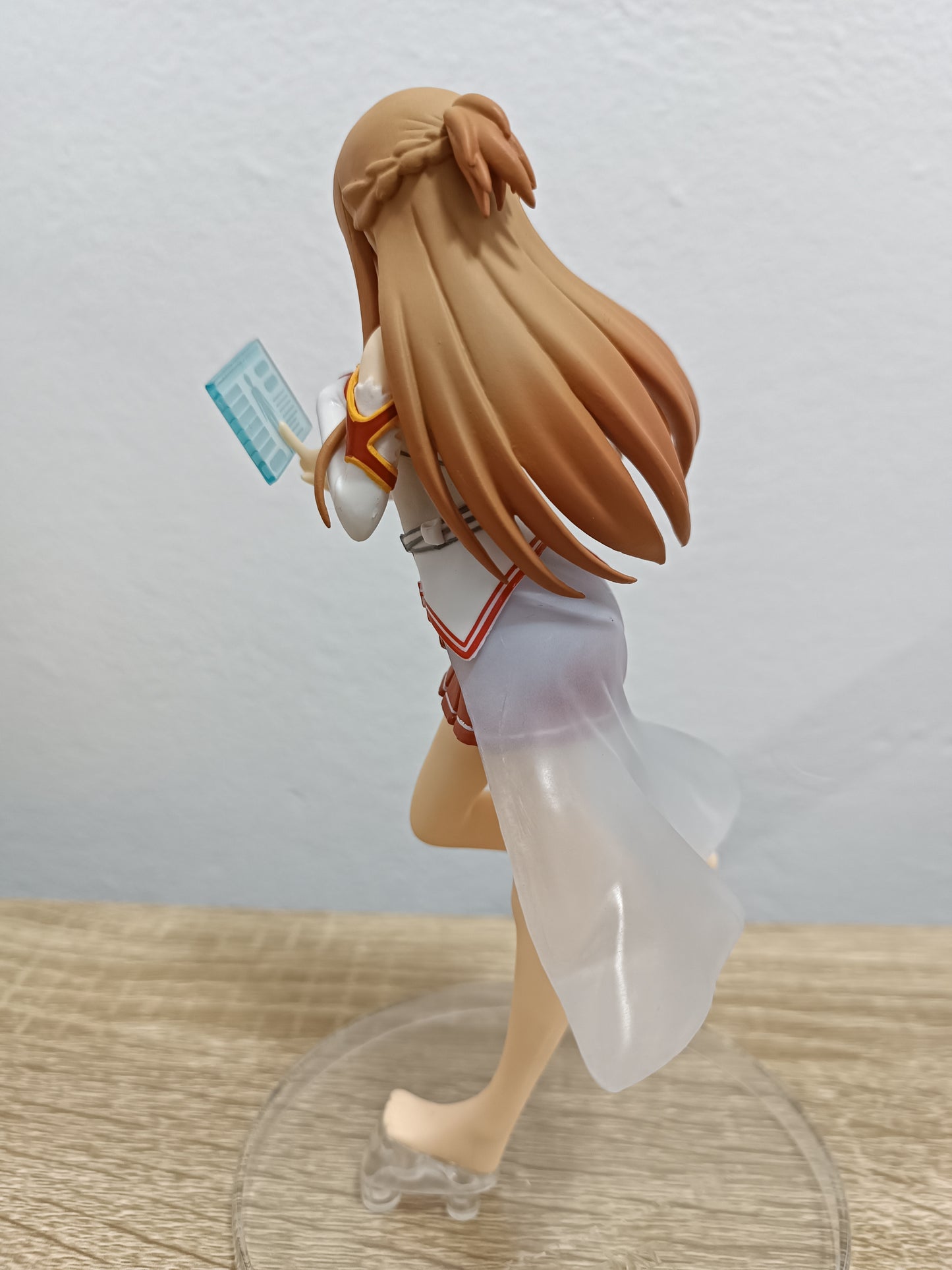 Sword Art Online: Asuna Loading Figure by Taito. (Sin Caja)