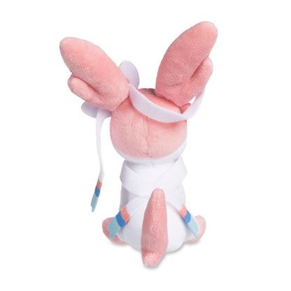 Sitting cuties Sylveon