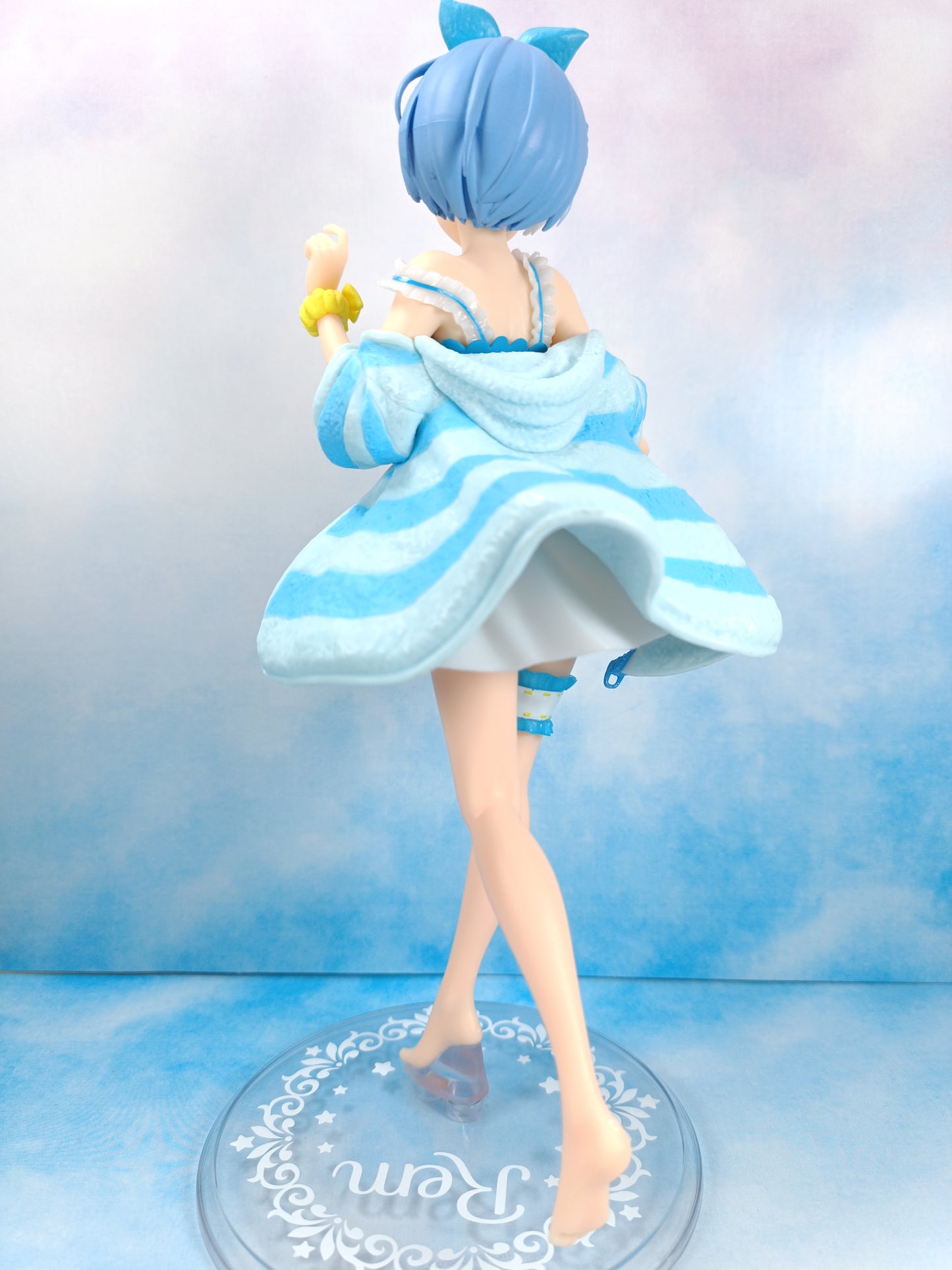 Re: ZERO Starting Life in Another World Taito Prize Figure REM Room Wear Ver. (Sin Caja)