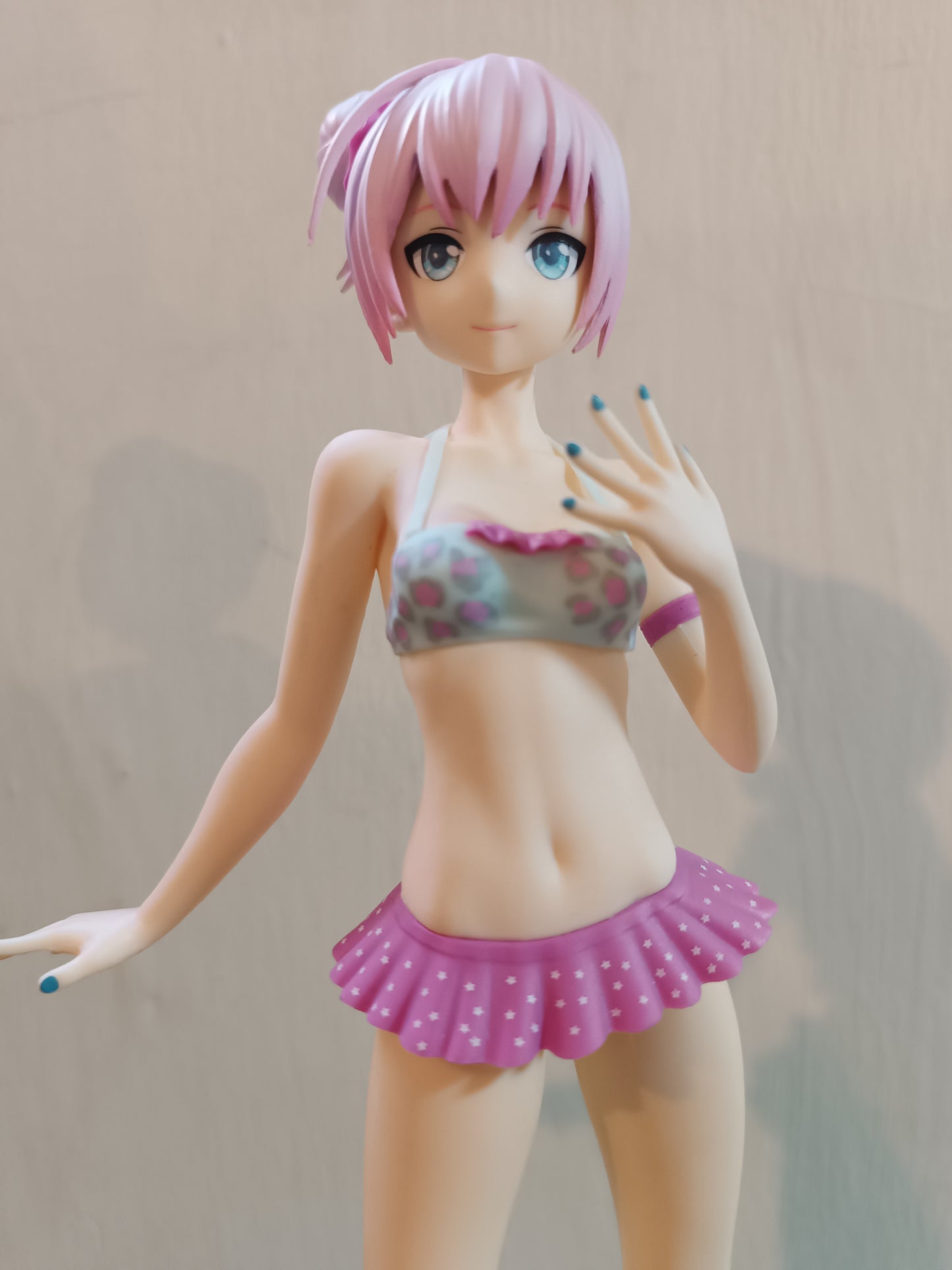 Sega Vocaloid Megurine Luka Super Premium Figure - Bikini Version (Sin Caja)